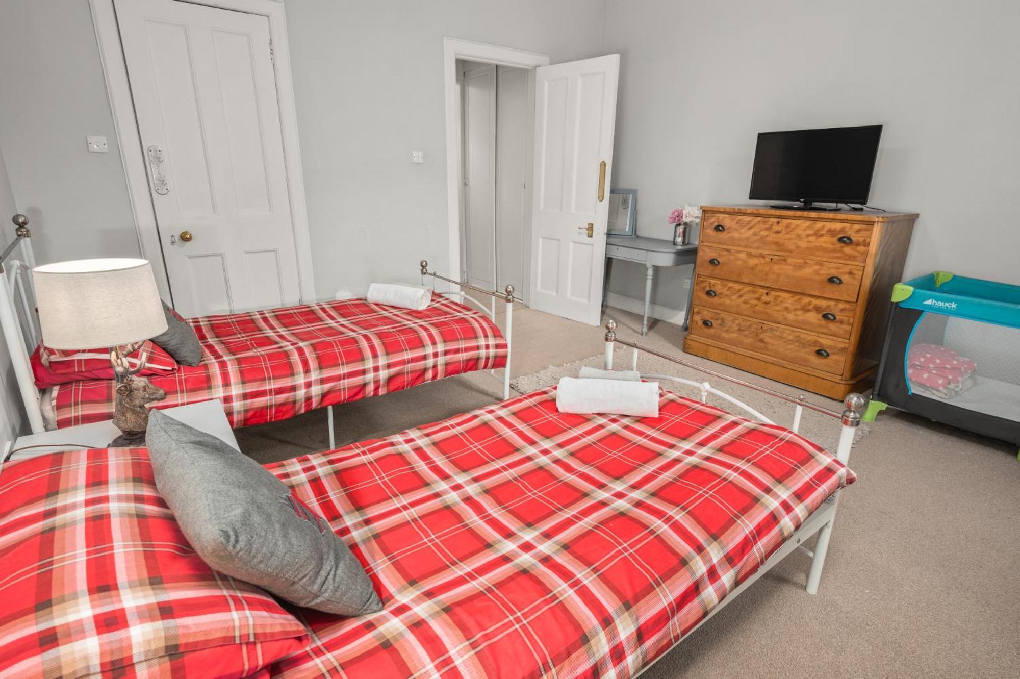 Panoramic Sea Views - Stunning 3Bd Apt & Balcony Oban Exteriör bild